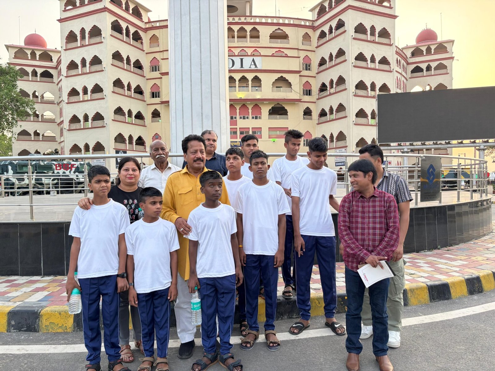 WhatsApp Image 2025-05-13 at 21.33.39 (1)